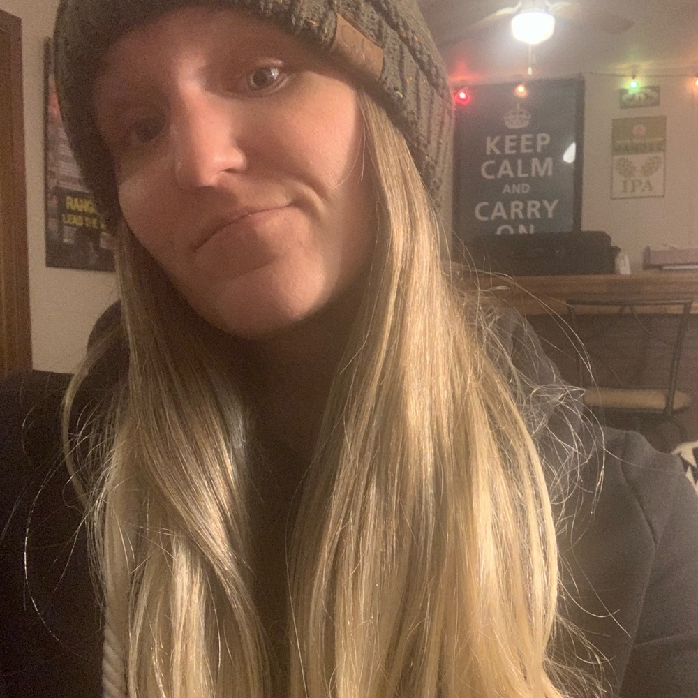 Meet your Posher, Stephanie